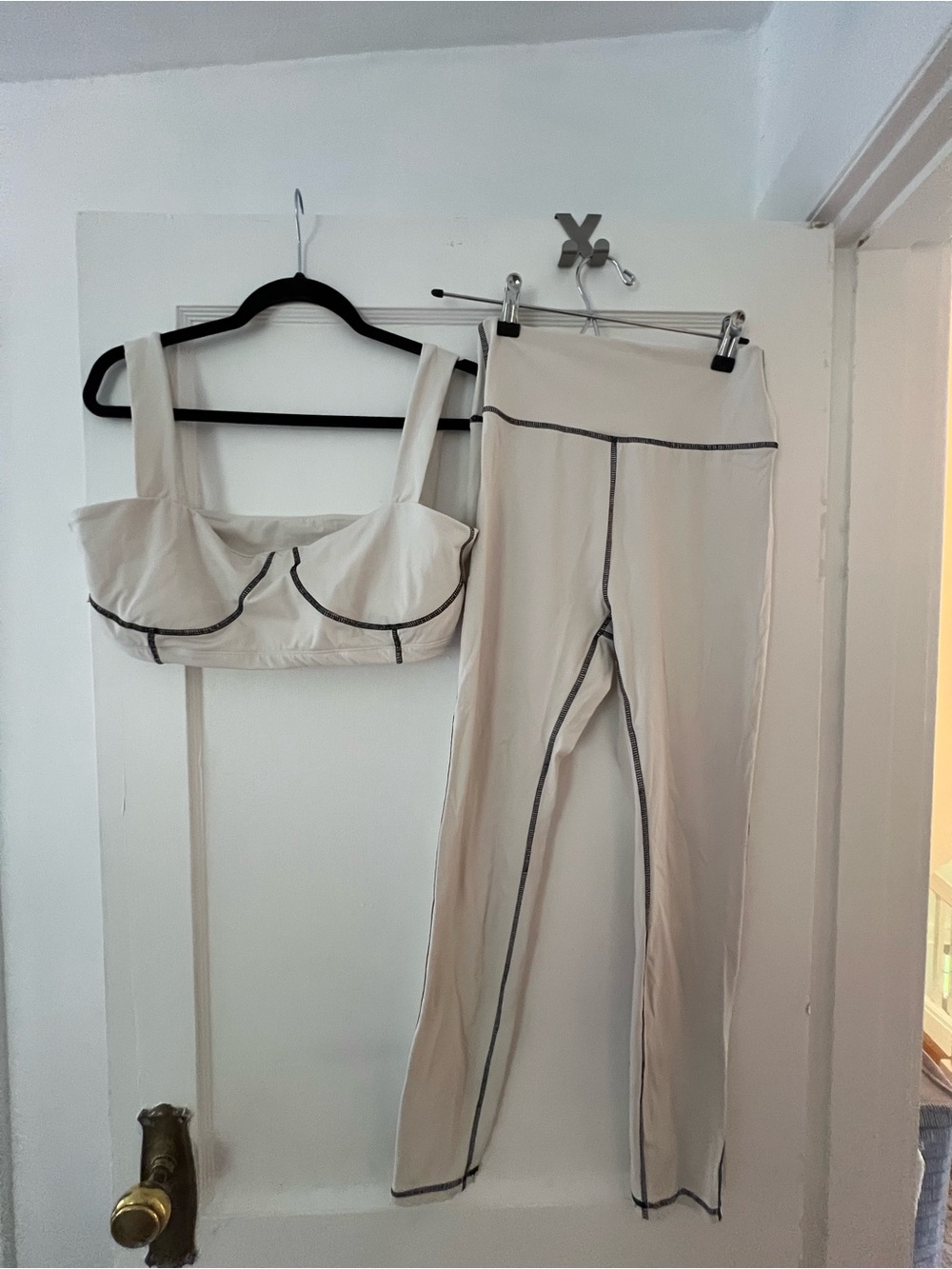 WeWoreWhat Cream Bra Top & High-Waist Leggings with Dark Contrast Stitching